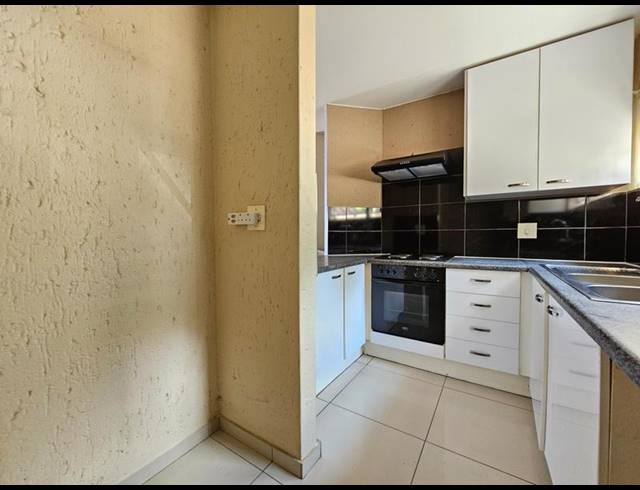 2 BEDROOM APARTMENT FOR SALE IN WINCHESTER